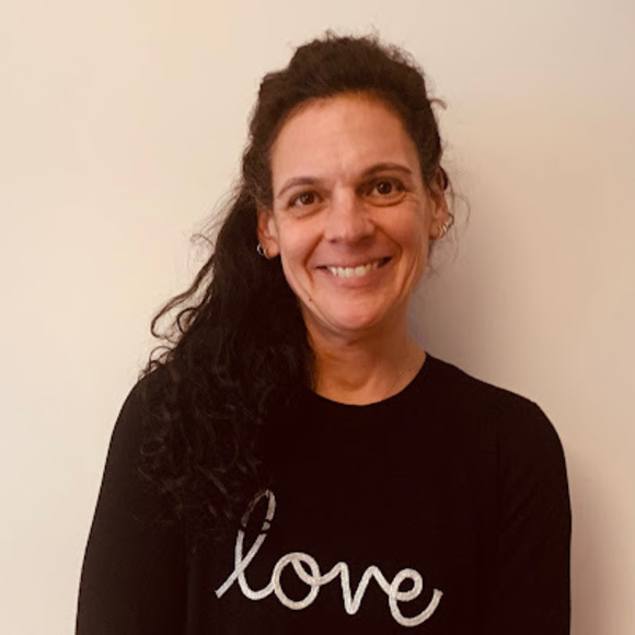 Meet your Posher, Karen - Picture 1 of 1